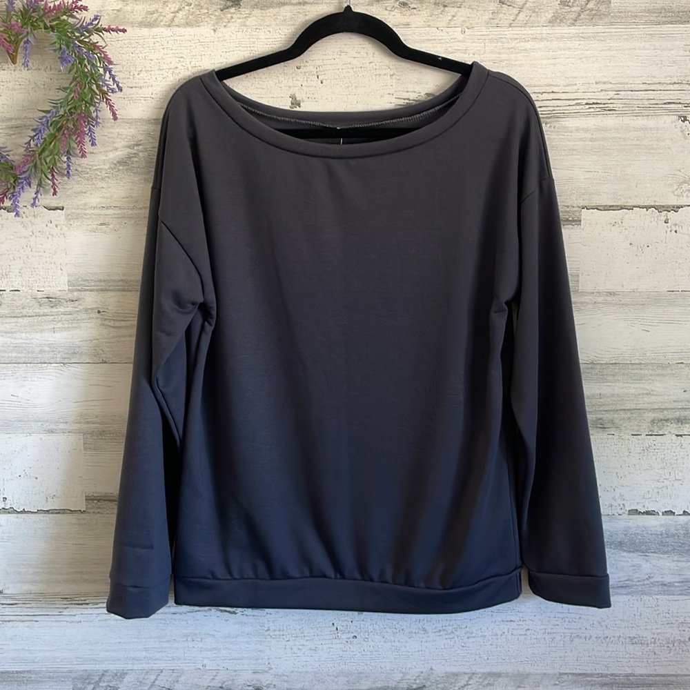 Pullover Top Long Sleeves Sweater Medium